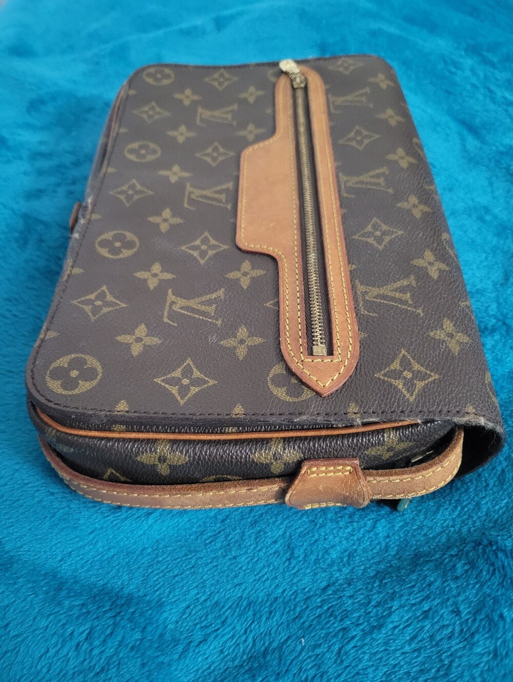 Authentic Vintage Louis Vuitton Saint Germain 24 monogram - Picture 2 of 14